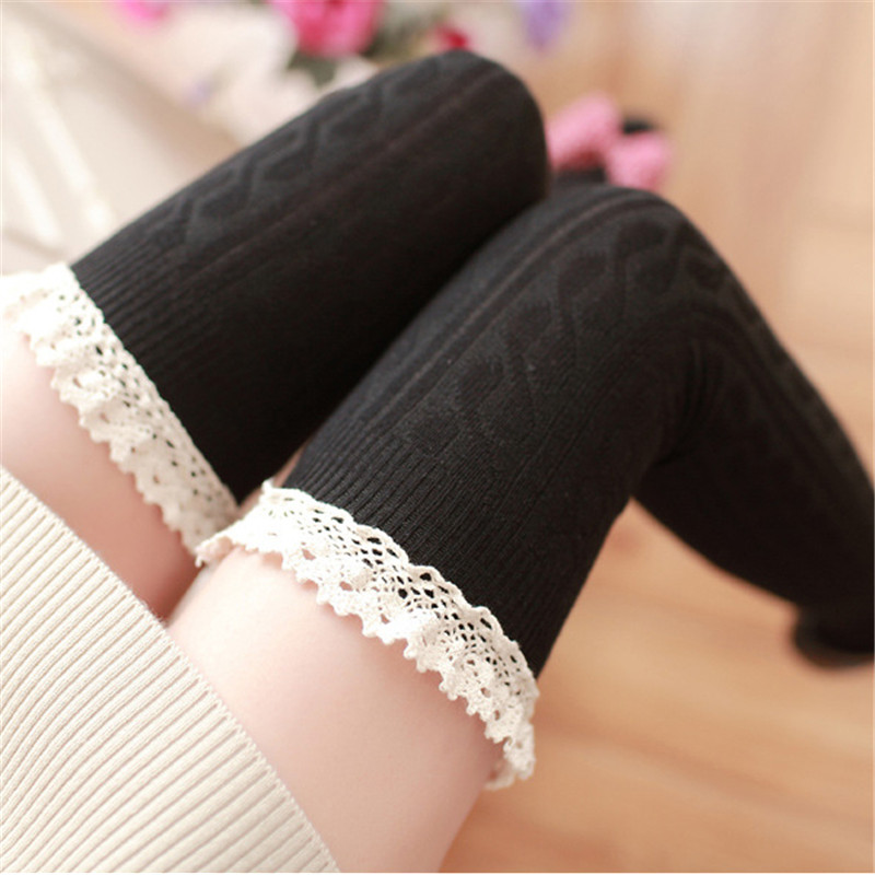 Chic Thigh High Girls Lace Dec - Christmas Stocking Hanging recensie en prijs