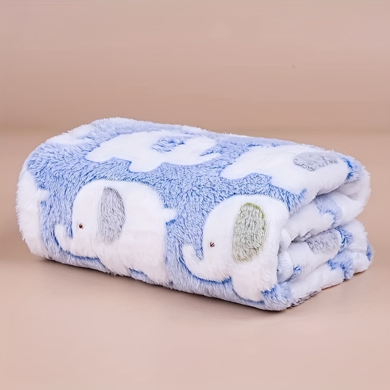 Soft and Cozy Cartoon Elephant - Christmas Throw Blanket recensie en prijs