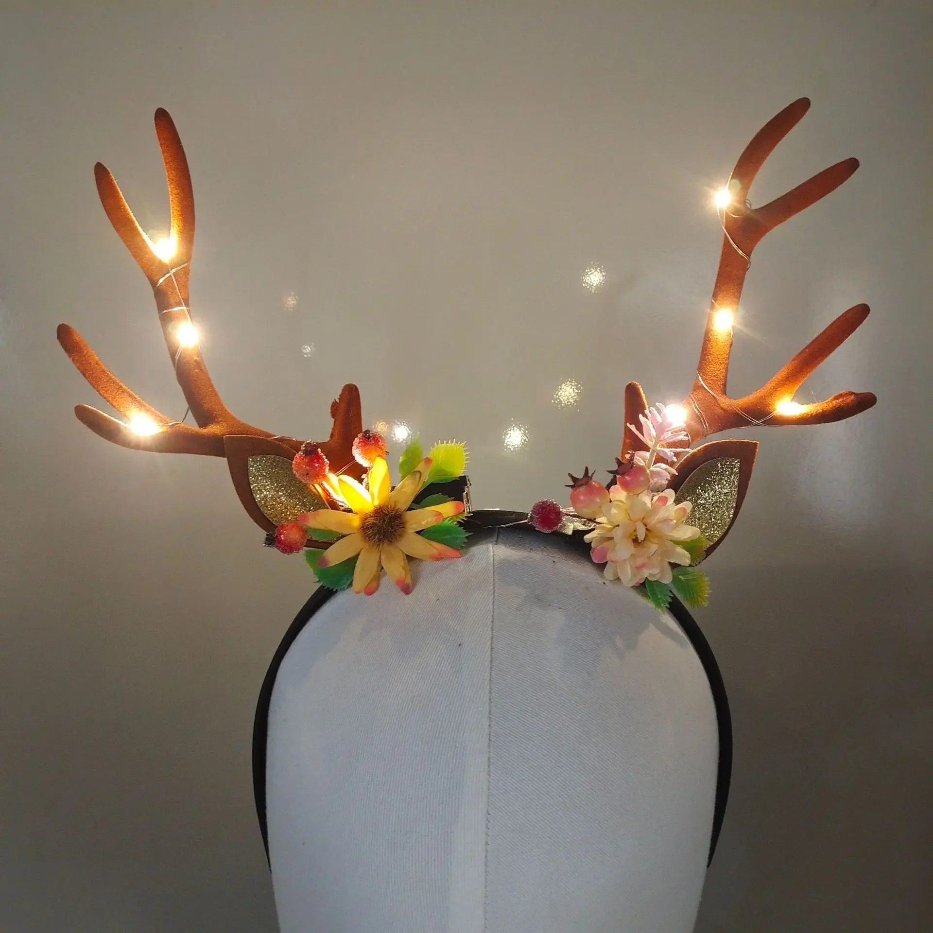 Women Girls Light Up Glowing R - Reindeer Antlers Headband recensie en prijs